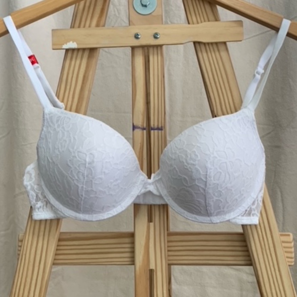 NWOT SO Authentic American Heritage Lace Bra - 34C